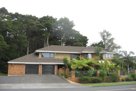 Photo of property in 111 Grande Vue Road, Hillpark, Auckland, 2102