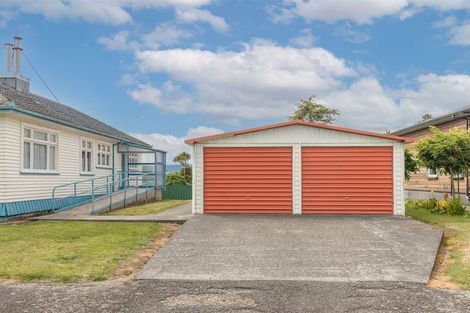 Photo of property in 28 The Esplanade, Westport, 7825