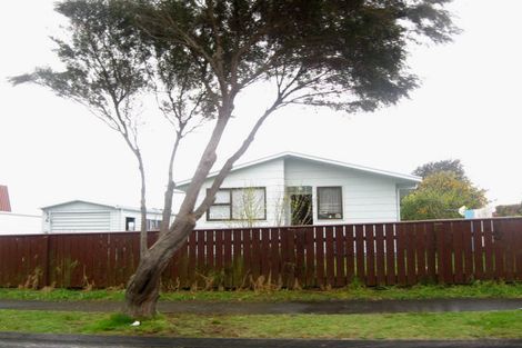 Photo of property in 24 Mace Street, Waitara, 4320