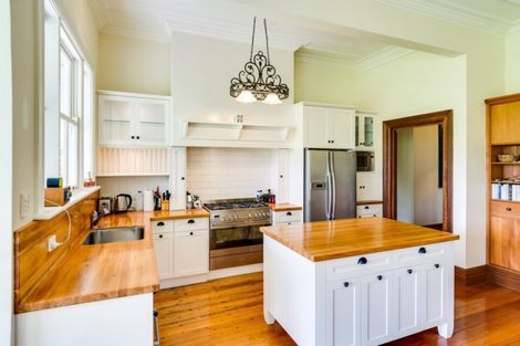 Photo of property in 402 Mangakuri Road, Kairakau, Havelock North, 4295