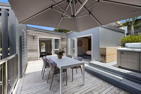 Photo of property in 42 Old North Road, Orewa, 0931