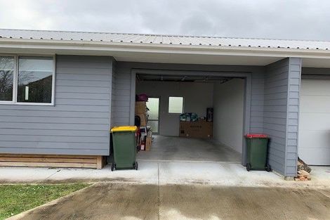 Photo of property in 7b Newland Grove, Henderson, Auckland, 0610