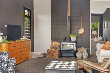 Photo of property in 9 Crown Close, Prebbleton, 7604