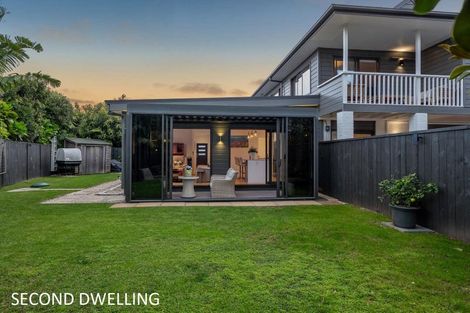 Photo of property in 4 Milford Park Place, Milford, Auckland, 0620