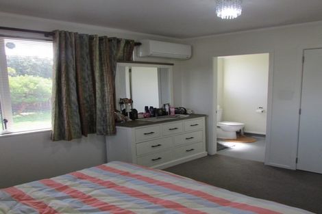 Photo of property in 40 Hinemoa Street, Waiwhetu, Lower Hutt, 5010