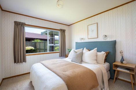 Photo of property in 7 Boulevard Drive, Merrilands, New Plymouth, 4312