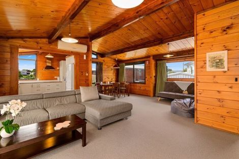 Photo of property in 11a Johnston Crescent, Hillcrest, Rotorua, 3015