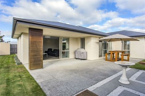 Photo of property in 15 Sovereign Boulevard, Kaiapoi, 7630