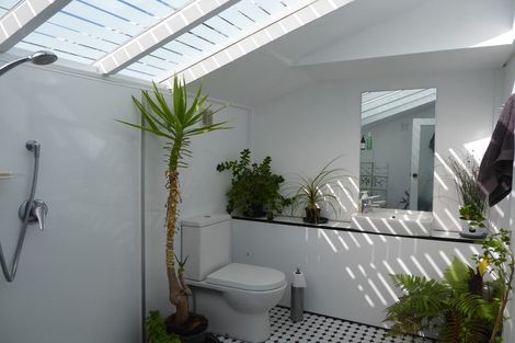 Photo of property in 50 Owhiro Bay Parade, Owhiro Bay, Wellington, 6023