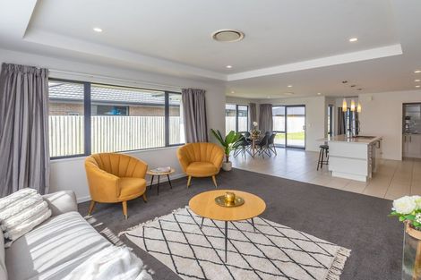 Photo of property in 93 Whincops Road, Halswell, Christchurch, 8025