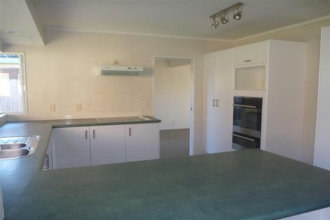 Photo of property in 111 Millhouse Drive, Northpark, Auckland, 2013