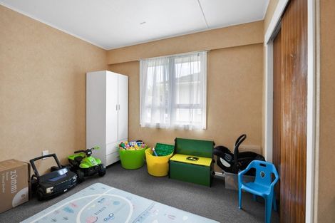 Photo of property in 44 Oberon Street, Stratford, 4332