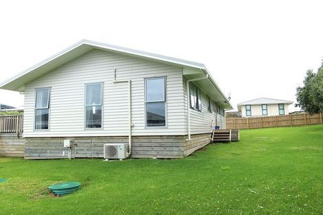 Photo of property in 23 Sunset Drive, Baylys Beach, Dargaville, 0377