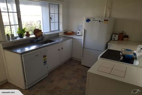 Photo of property in 45 Fitzroy Road, Fitzroy, New Plymouth, 4312