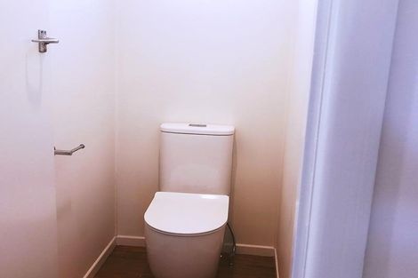 Photo of property in 25b Arrow Road, Forrest Hill, Auckland, 0620