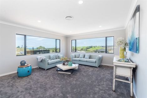 Photo of property in 15 Tawatawa Street, Long Bay, Auckland, 0630