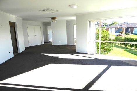 Photo of property in 1 Anchorite Way, Red Beach, 0932