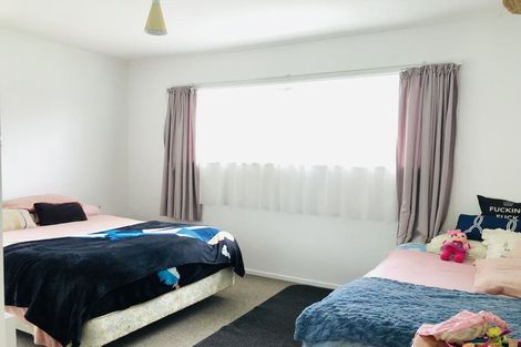 Photo of property in 119 Te Atatu Road, Te Atatu South, Auckland, 0610