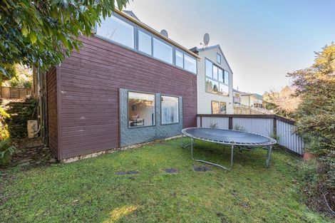 Photo of property in 8 Wye Place, Fernhill, Queenstown, 9300