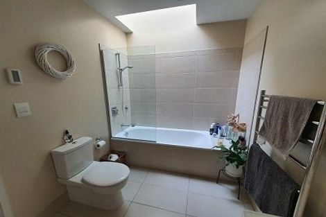 Photo of property in 54 Onslow Road, Lake Hayes, Queenstown, 9304