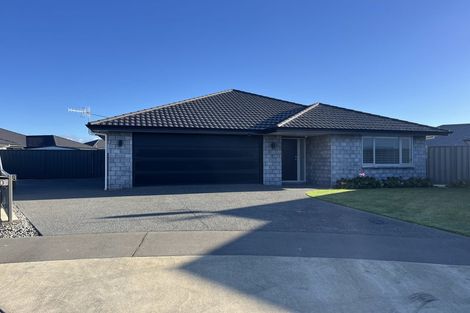Photo of property in 8 Benmore Place, Poraiti, Napier, 4112