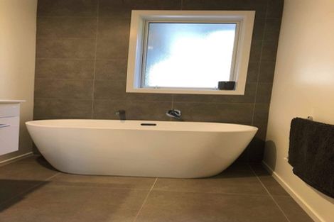 Photo of property in 70a Lorna Street, Lynmouth, New Plymouth, 4310