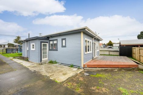 Photo of property in 30 Ngaire Street, Longburn, Palmerston North, 4412