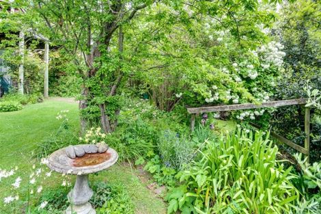 Photo of property in 14 Enfield Road, Hospital Hill, Napier, 4110