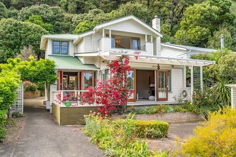 Photo of property in 309 Muritai Road, Eastbourne, Lower Hutt, 5013