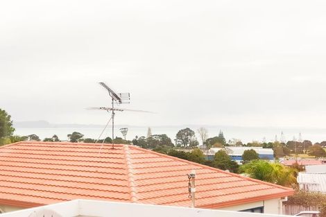 Photo of property in 47b Matai Road, Stanmore Bay, Whangaparaoa, 0932
