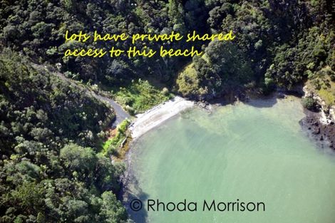 Photo of property in 9 Te Wairoa Lane, Tinopai, Matakohe, 0593