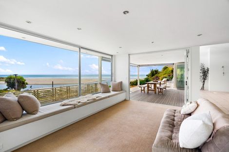 Photo of property in 14 Oraka Road, Mahia, Nuhaka, 4198