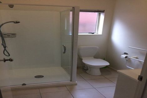 Photo of property in 20 Brashier Circle, Sunnyvale, Auckland, 0612