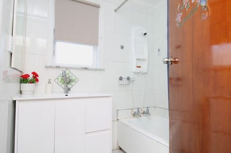 Photo of property in 46a Ranfurly Road, Papatoetoe, Auckland, 2104