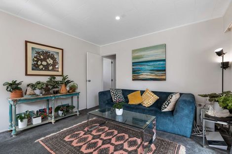 Photo of property in 2/9 Riverlea Road, Whenuapai, Auckland, 0618