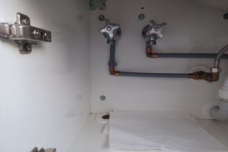 Photo of property in 3a Lesa Annis Place, Henderson, Auckland, 0612