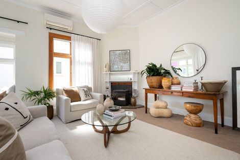 Photo of property in 19 Vigor Brown Street, Napier South, Napier, 4110