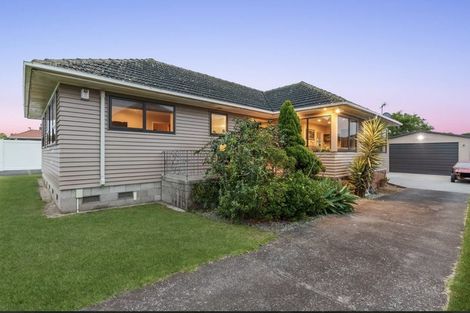 Photo of property in 18 Maxwell Avenue, Papatoetoe, Auckland, 2025