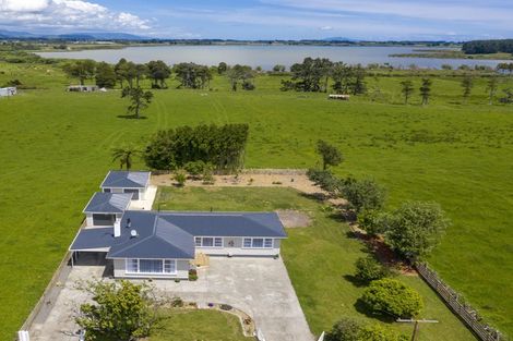 Photo of property in 335 Kawiu Road, Levin, 5510