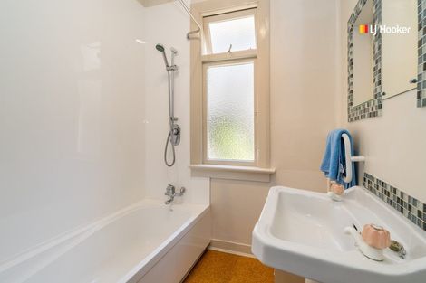 Photo of property in 43 Glen Road, Mornington, Dunedin, 9011