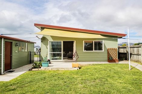 Photo of property in 11 Lenton Street, Aranui, Christchurch, 8061