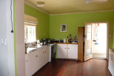 Photo of property in 636 Ararata Road, Hawera, 4674