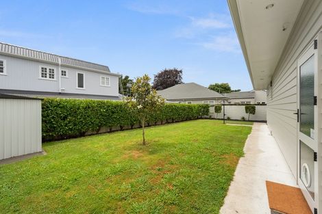 Photo of property in 19 Strowan Avenue, Fairfield, Hamilton, 3214