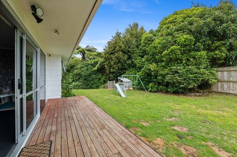 Photo of property in 24 Montjoy Street, Stratford, 4332