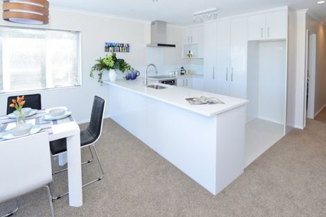 Photo of property in Santa Rosa, 16/340 Gulf Harbour Drive, Gulf Harbour, Whangaparaoa, 0930
