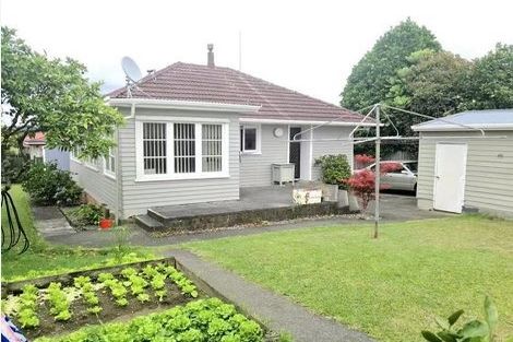 Photo of property in 1/11 Strid Road, Te Atatu South, Auckland, 0610