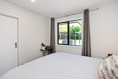 Photo of property in 140 Grant Road, Otatara, Invercargill, 9879