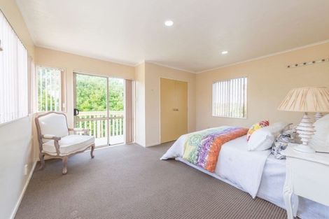Photo of property in 2/78 Carlisle Road, Browns Bay, Auckland, 0632