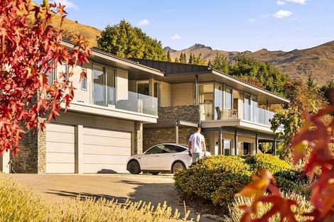 Photo of property in 16 Hayes View Lane, Lake Hayes, Queenstown, 9371