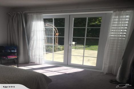 Photo of property in 2/449 Beach Road, Mairangi Bay, Auckland, 0630